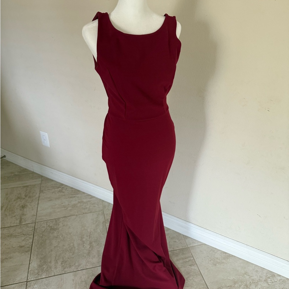 Elegant Burgundy Evening Gown